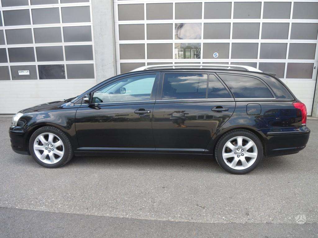 Toyota Avensis, 2.4 l., Универсал