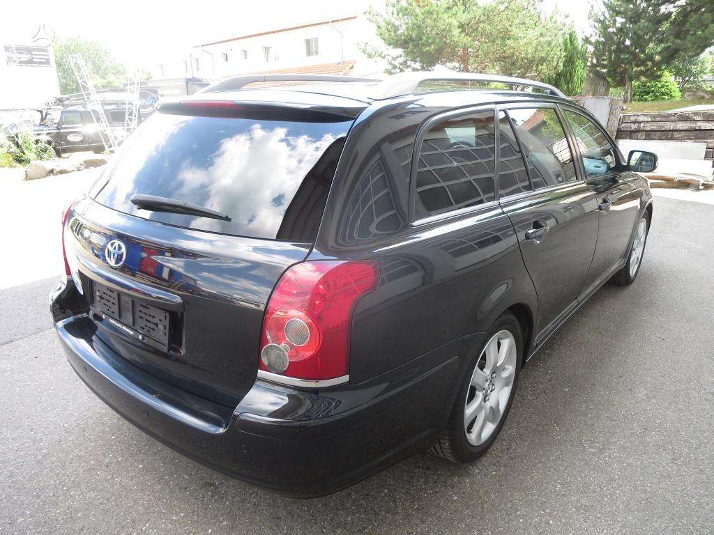 Toyota Avensis, 2.4 l., Универсал