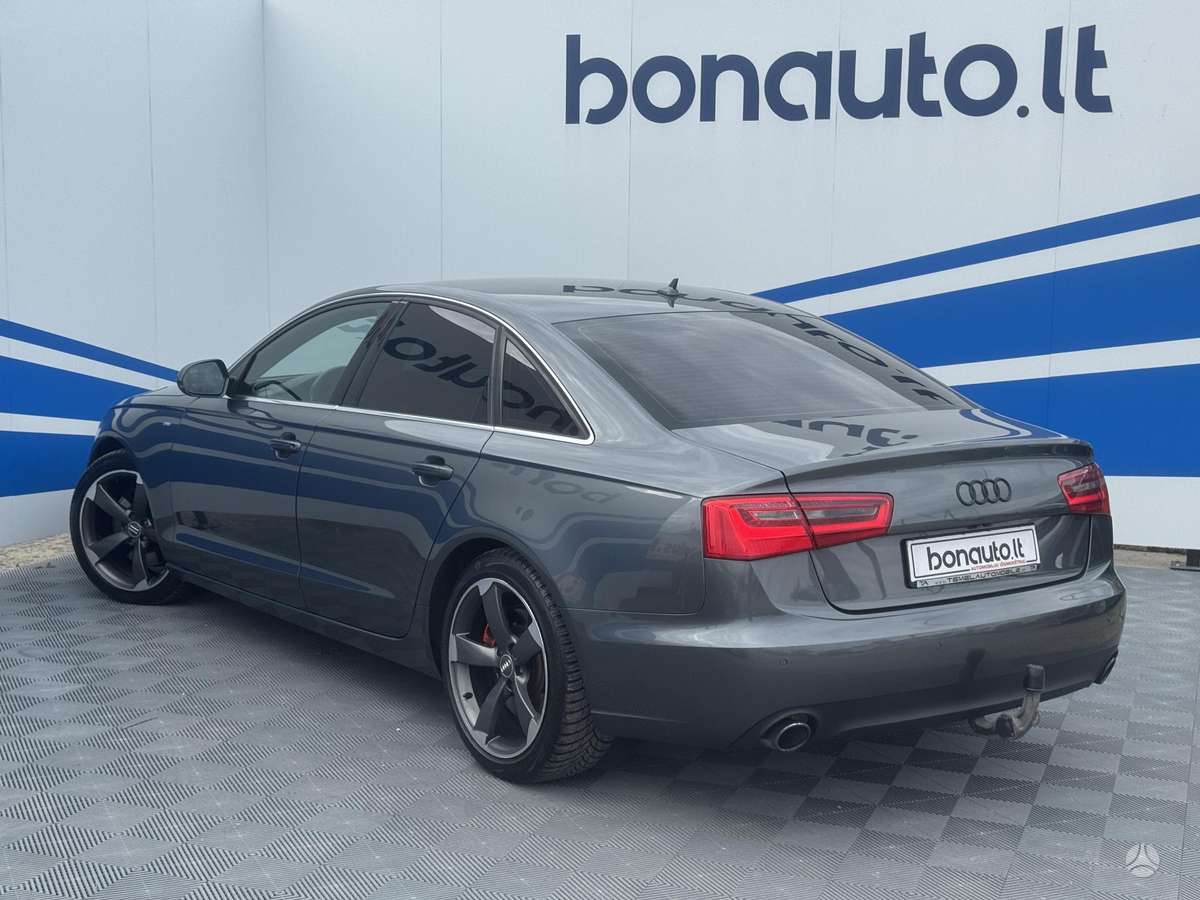 Audi A6, 3.0 l., Седан