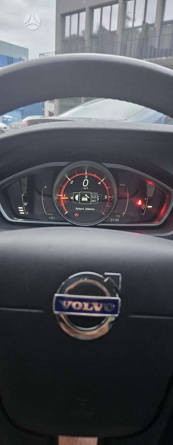 Volvo V40, 1.6 l., hatchback