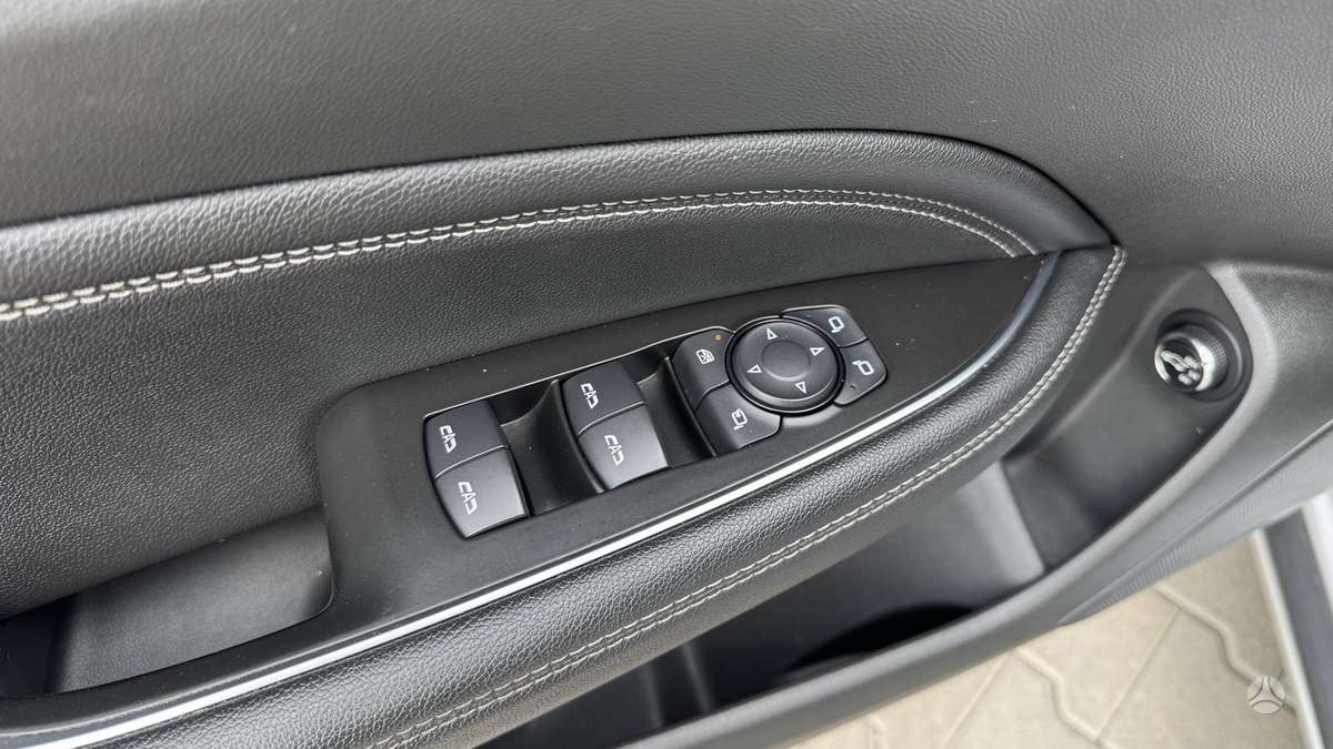 Opel Insignia, 2.0 l., Универсал