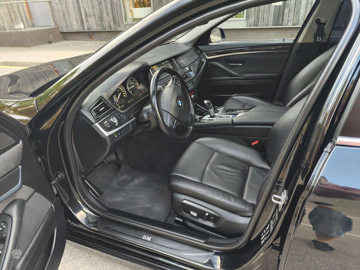 BMW 520, 2.0 l., wagon