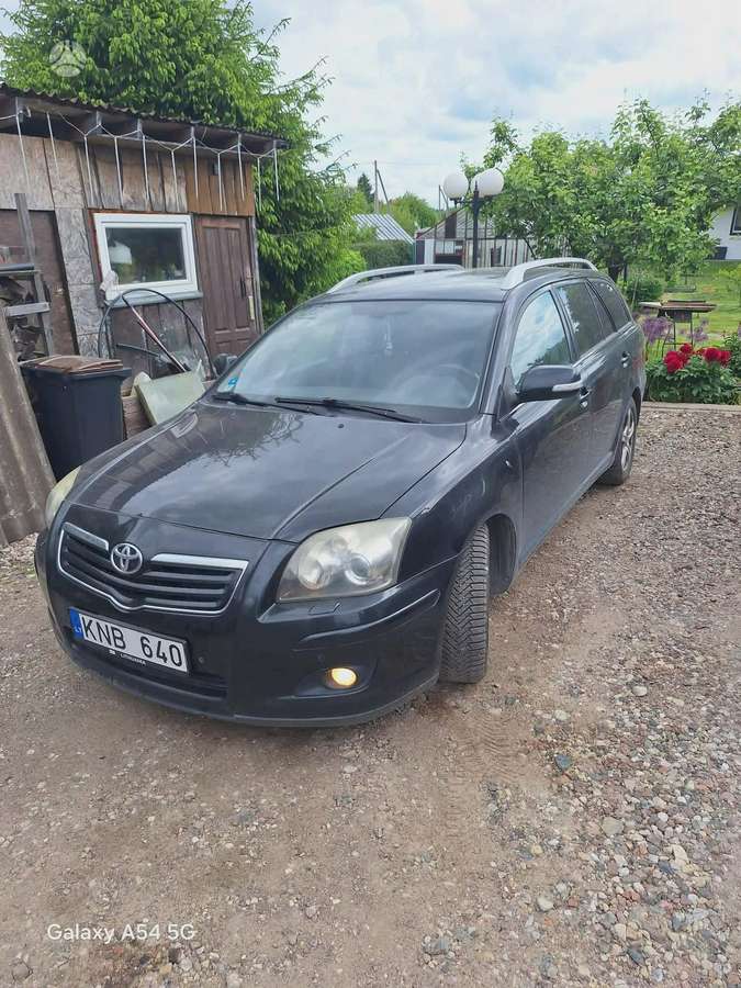 Toyota Avensis, 2.4 l., Универсал