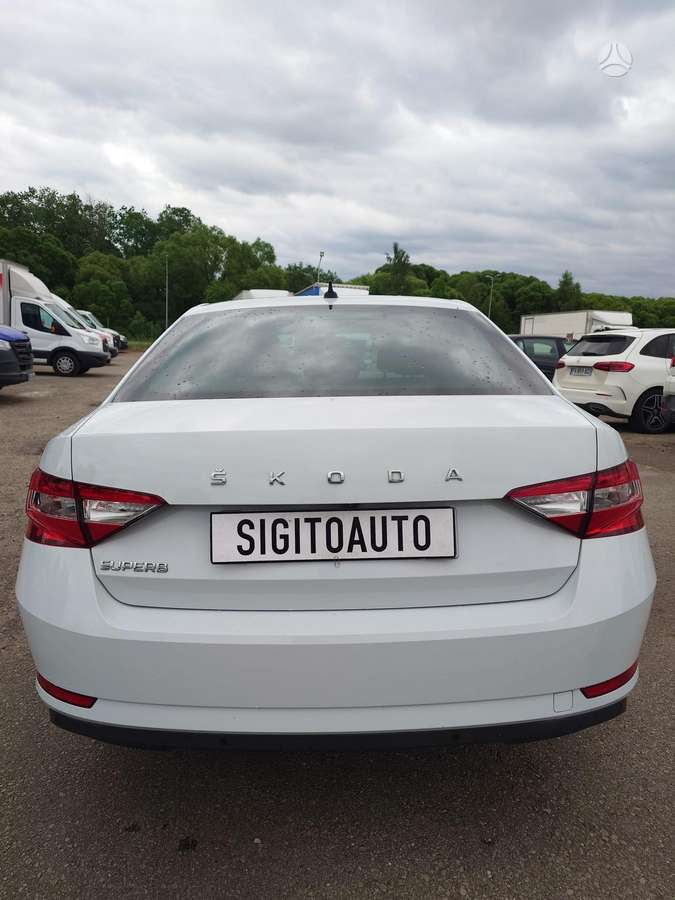 Skoda Superb, 2.0 l., Хэтчбек