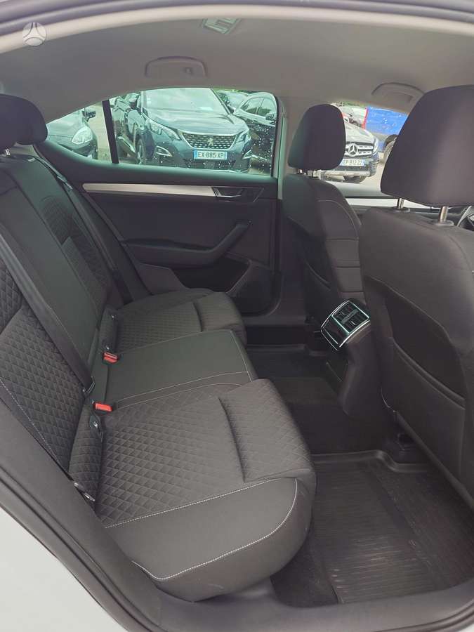 Skoda Superb, 2.0 l., Хэтчбек