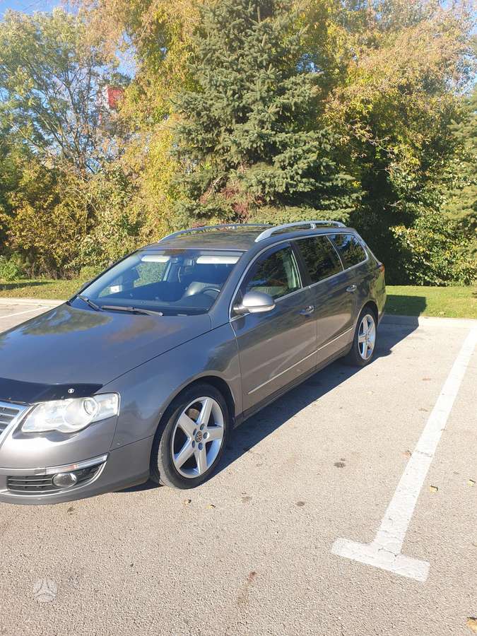 Volkswagen Passat - 2