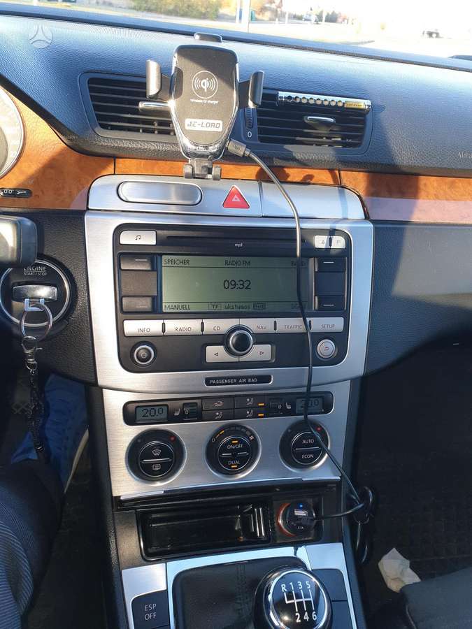 Volkswagen Passat - 5