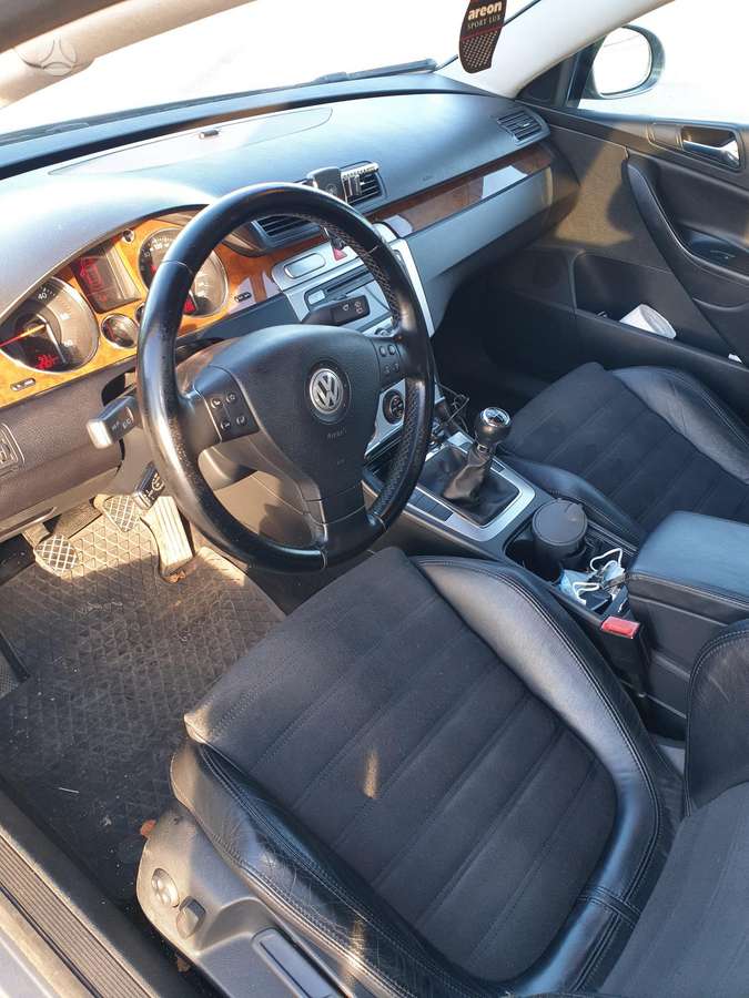 Volkswagen Passat - 7