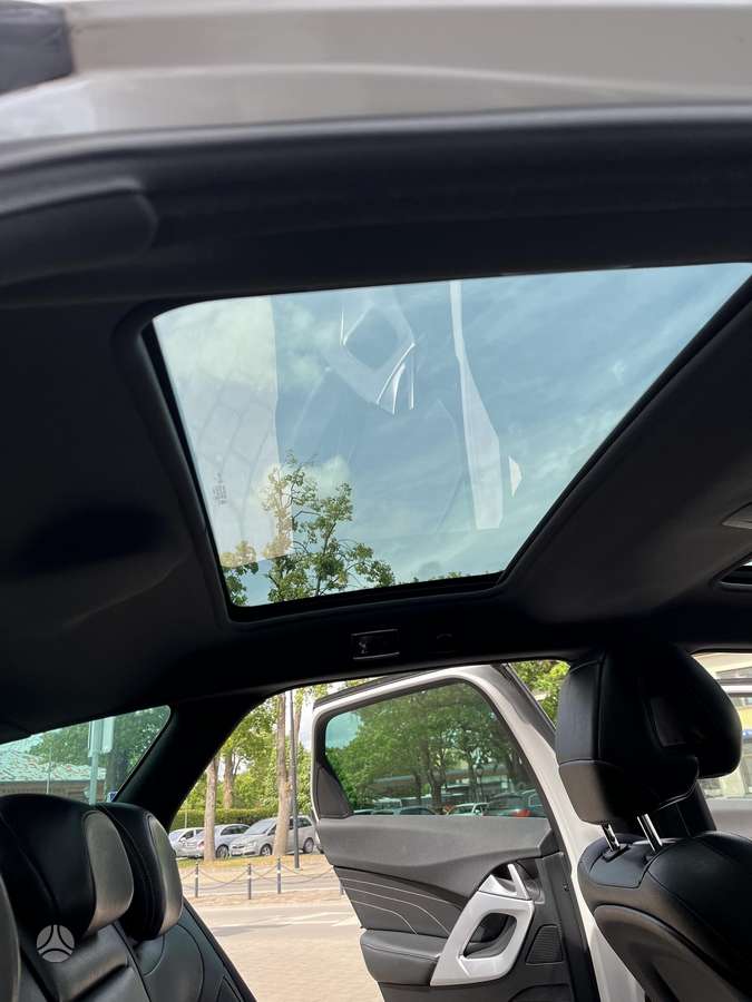 Citroen DS5, 2.0 l., hatchback