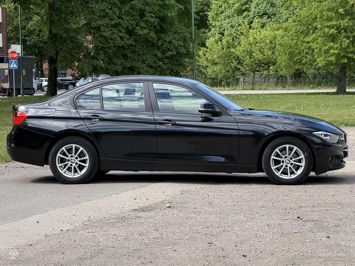 BMW 320, 2.0 l., Седан