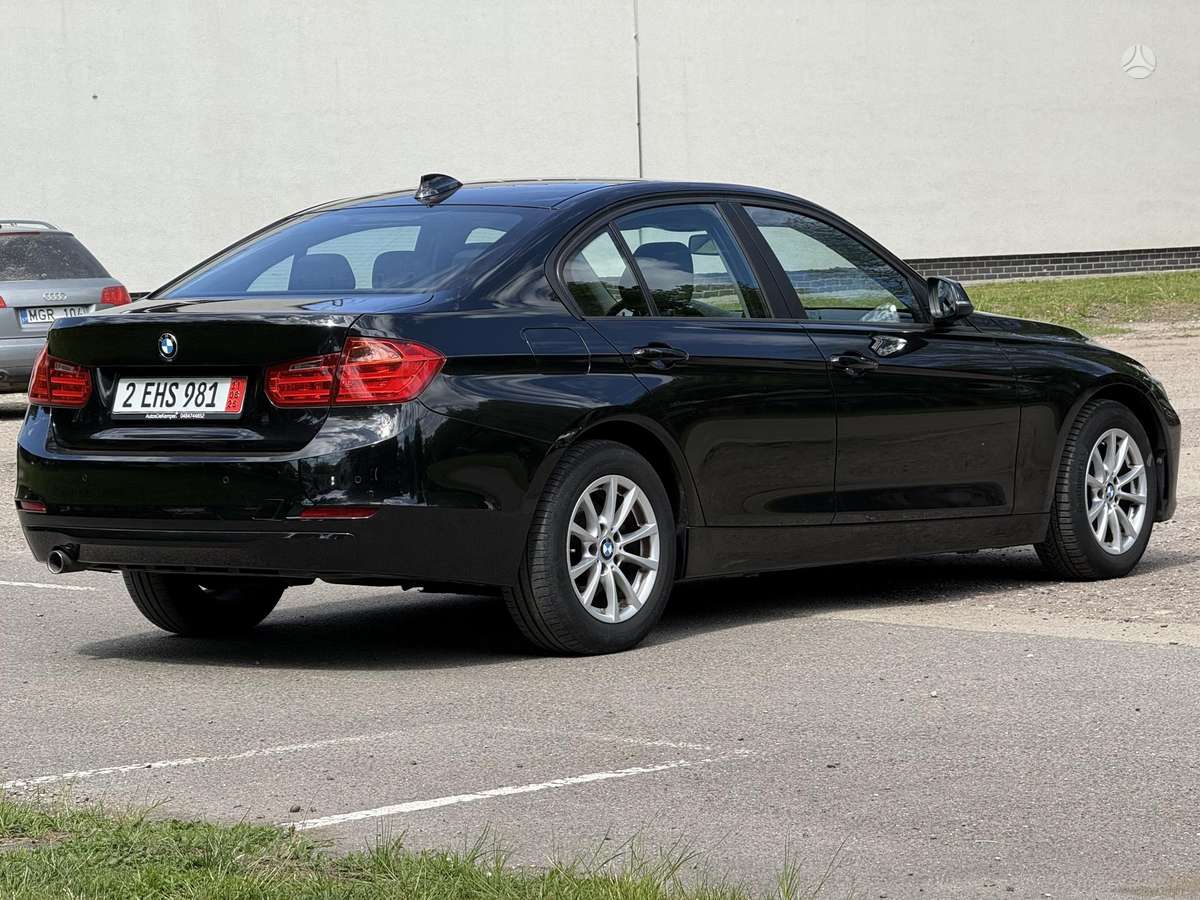 BMW 320, 2.0 l., Седан