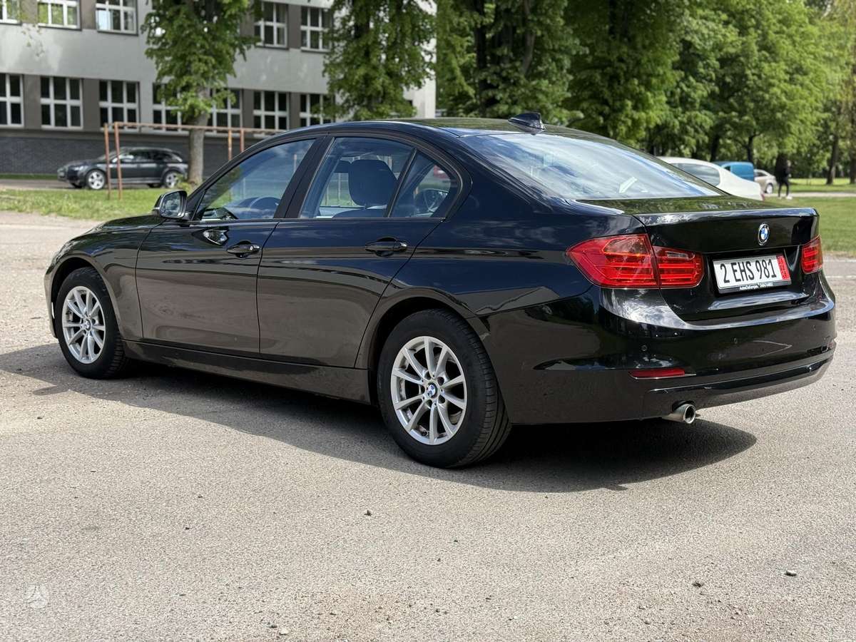 BMW 320, 2.0 l., Седан