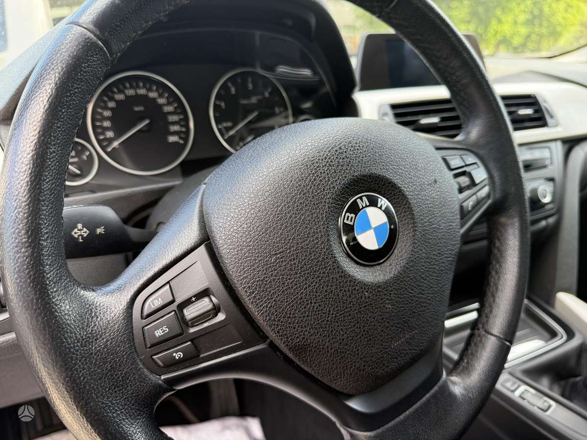 BMW 320, 2.0 l., Седан