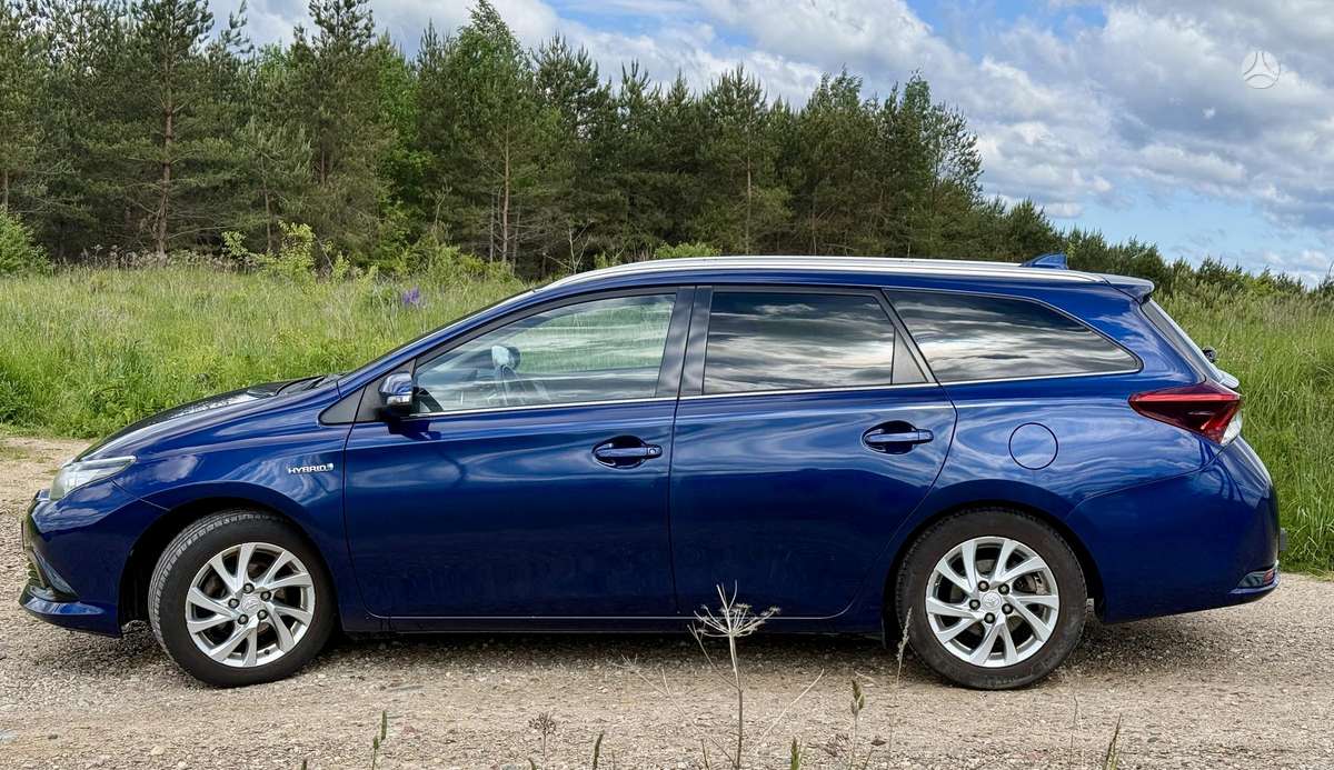 Toyota Auris - 4