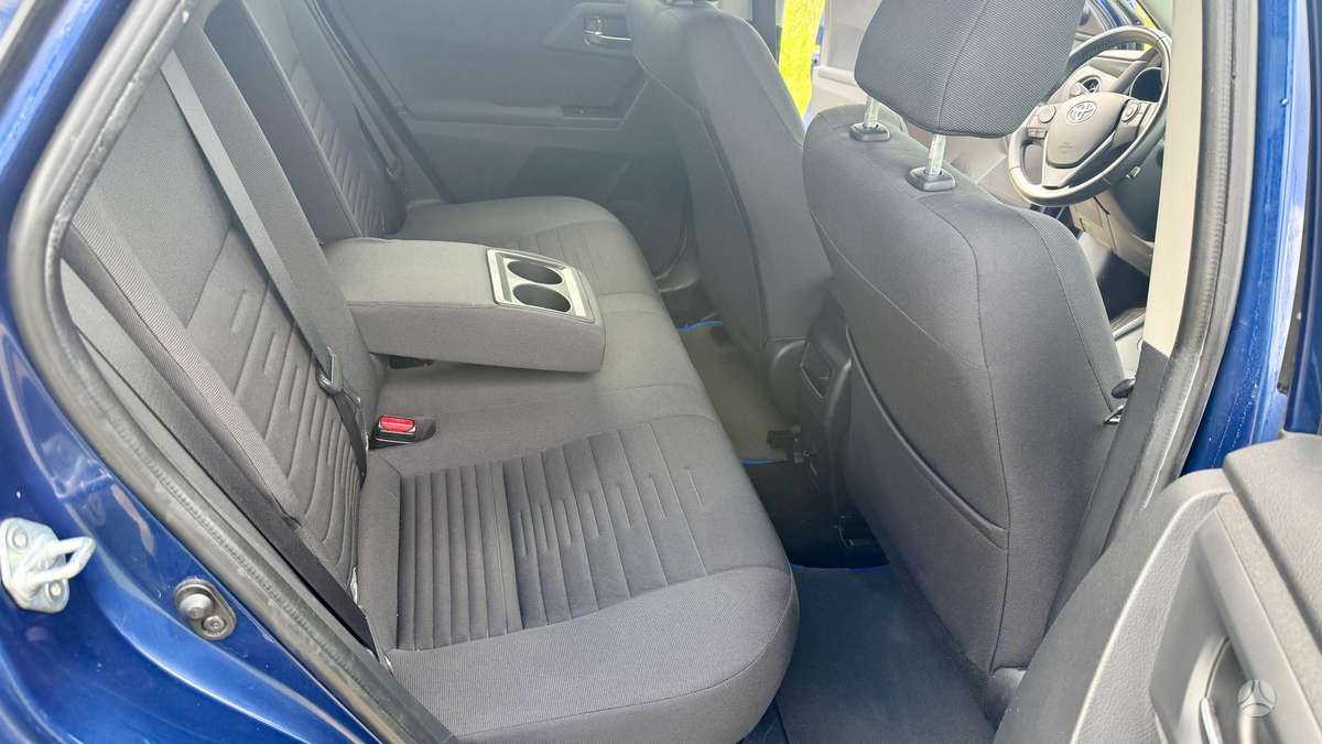 Toyota Auris - 11