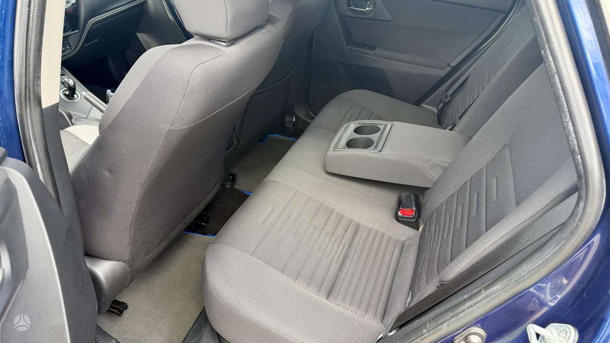Toyota Auris - 12