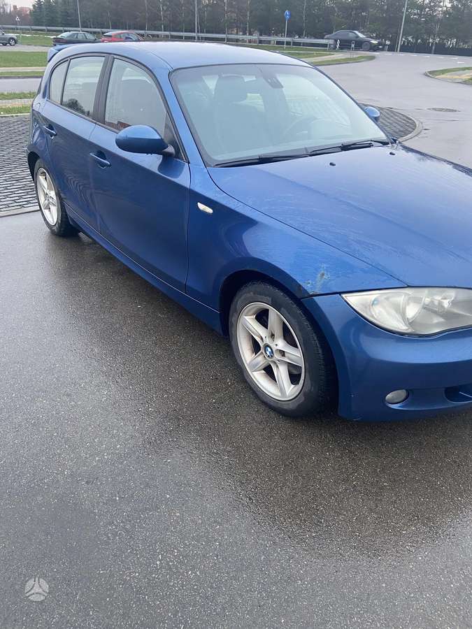 BMW 118, 2.0 l., Хэтчбек