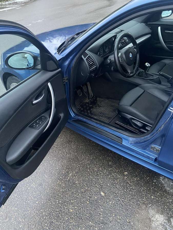 BMW 118, 2.0 l., hatchback