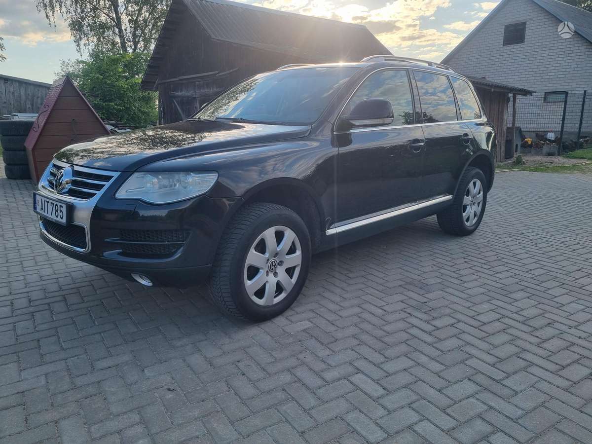 Volkswagen Touareg - 4