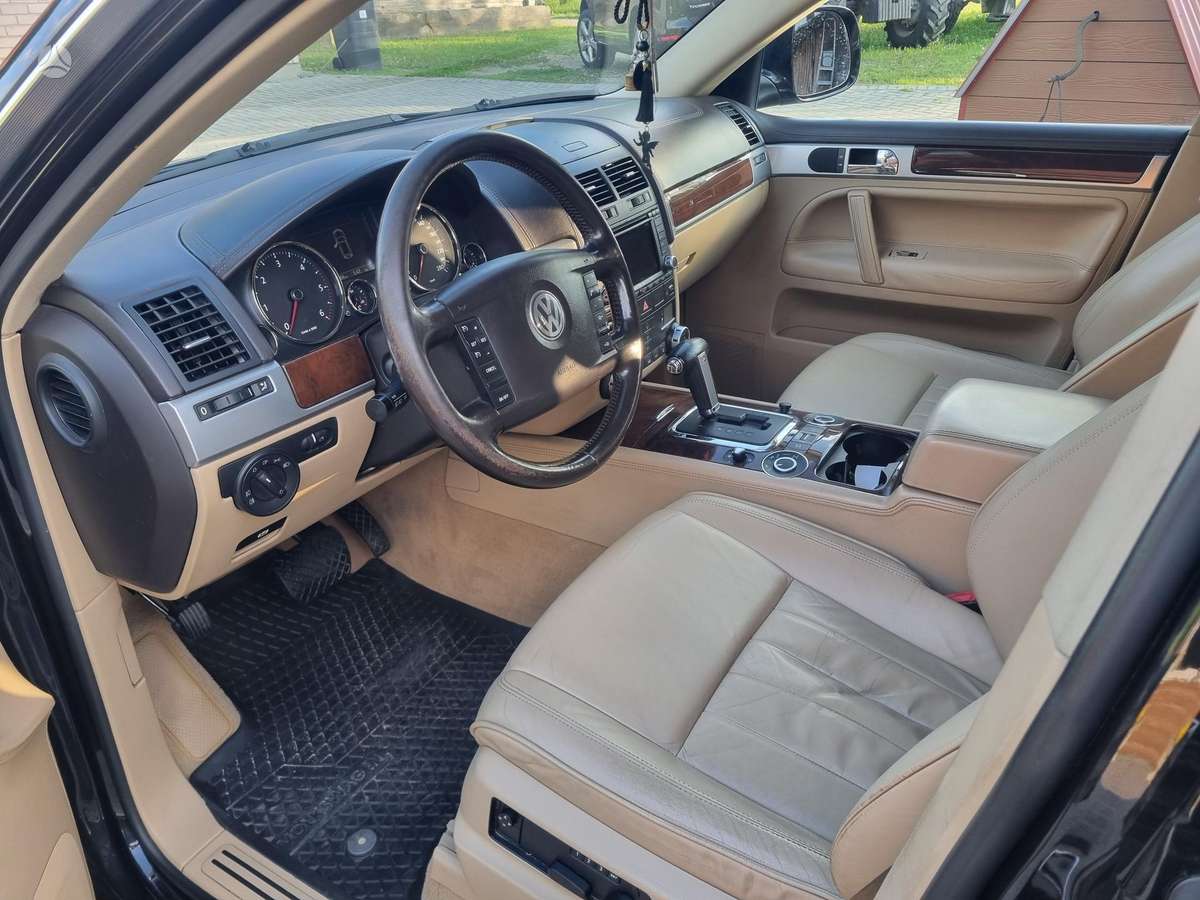 Volkswagen Touareg - 6