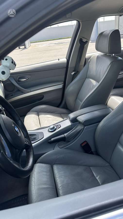 BMW 330, 3.0 l., wagon