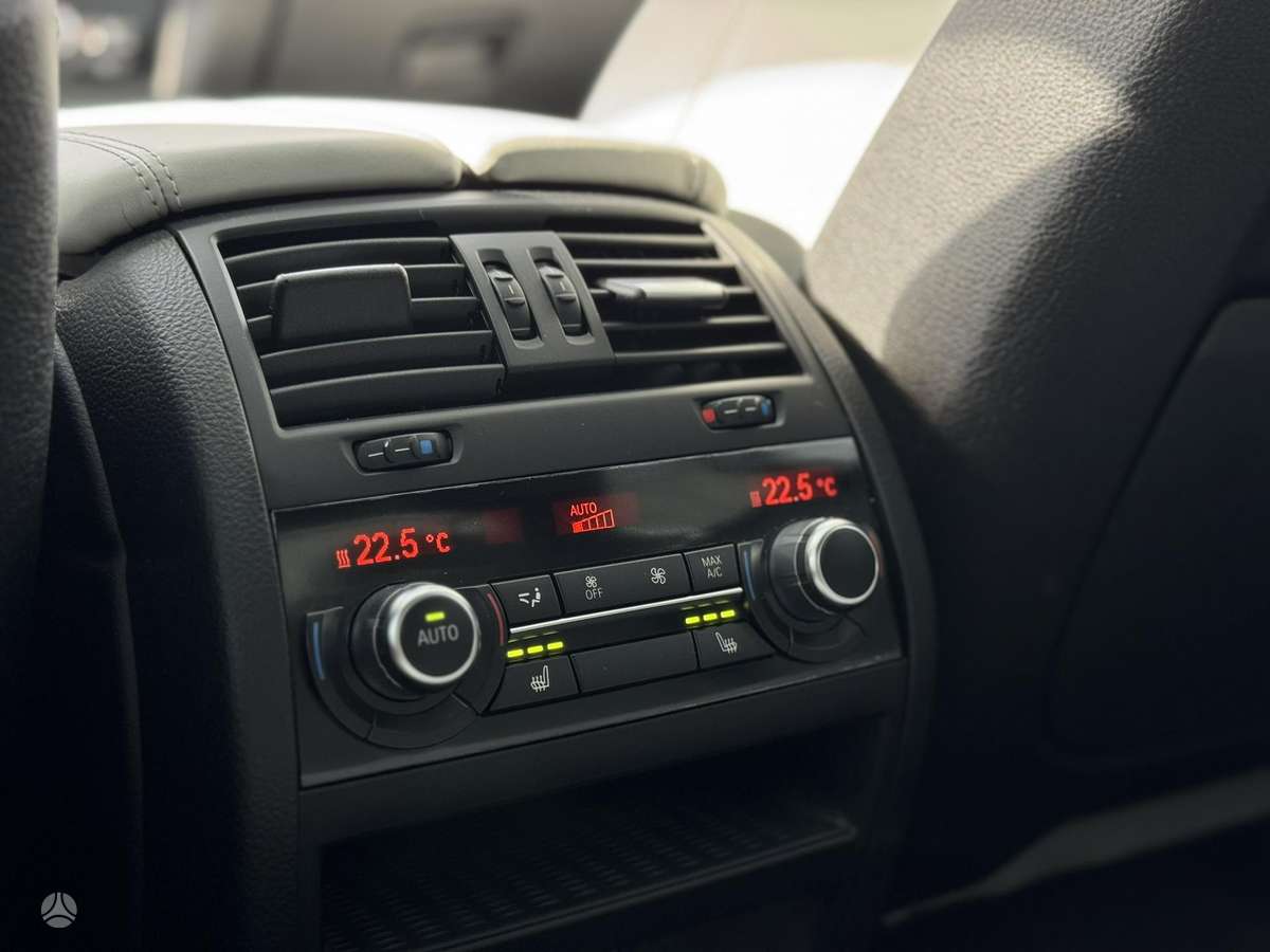 BMW M5, 4.4 l., Седан