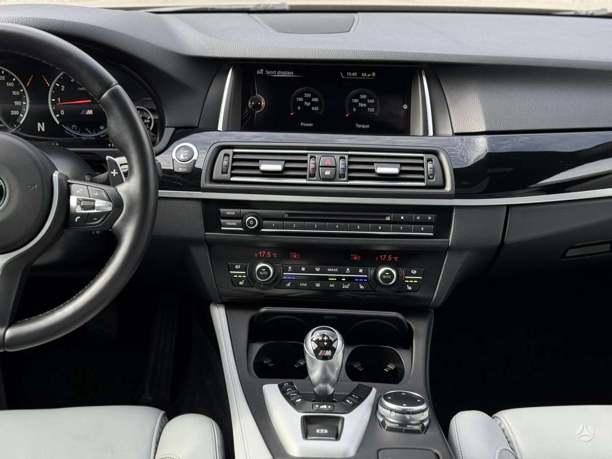 BMW M5, 4.4 l., Седан