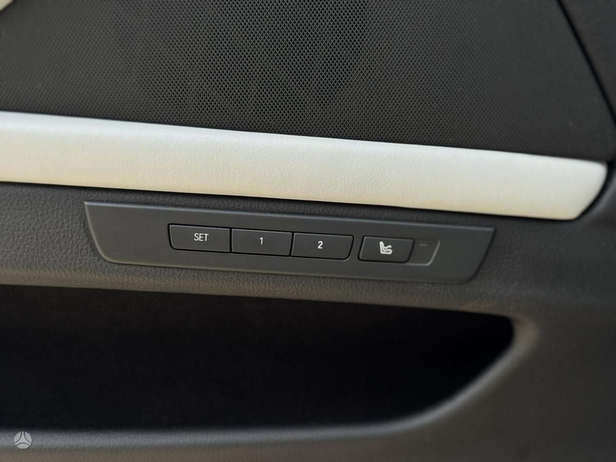 BMW M5, 4.4 l., Седан