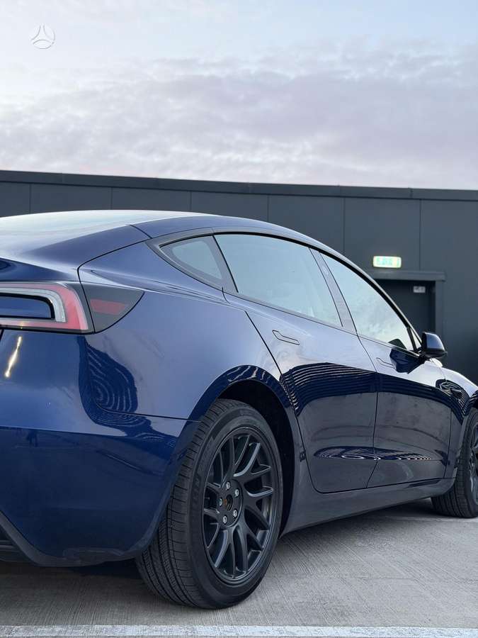 Tesla Model 3, 82 кВт·ч, Седан