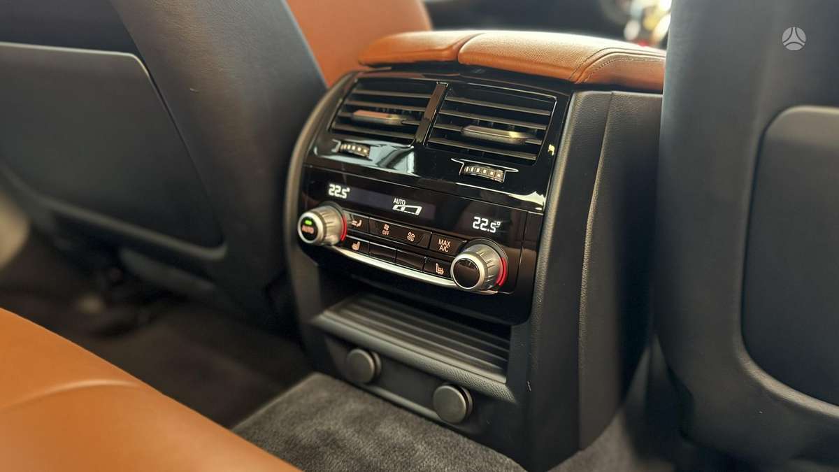 BMW M5, 4.4 l., Седан