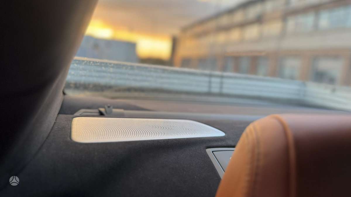 BMW M5, 4.4 l., Седан