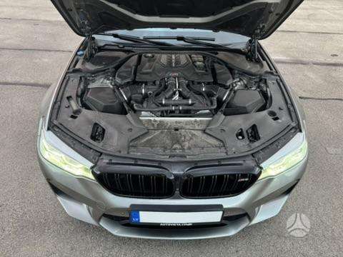 BMW M5, 4.4 l., Седан