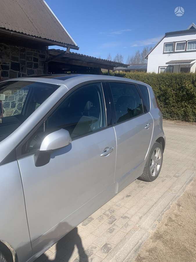 Renault Scenic, 1.5 l., hatchback