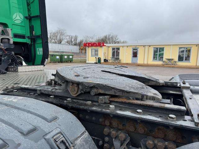 Scania V8 S520+FULL AIR+RETARDER, double sleeper