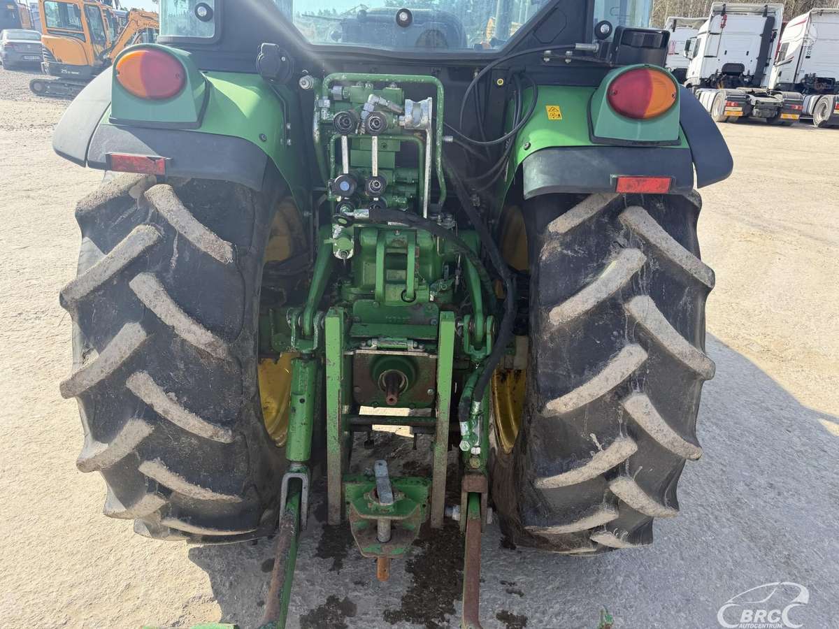 John Deere 5085, тракторы