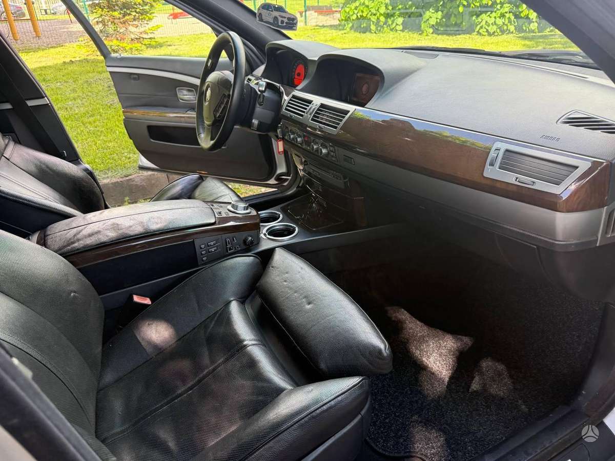 BMW 730, 3.0 l., Седан