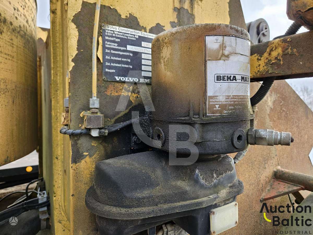 Volvo L 90 C, frontal loader