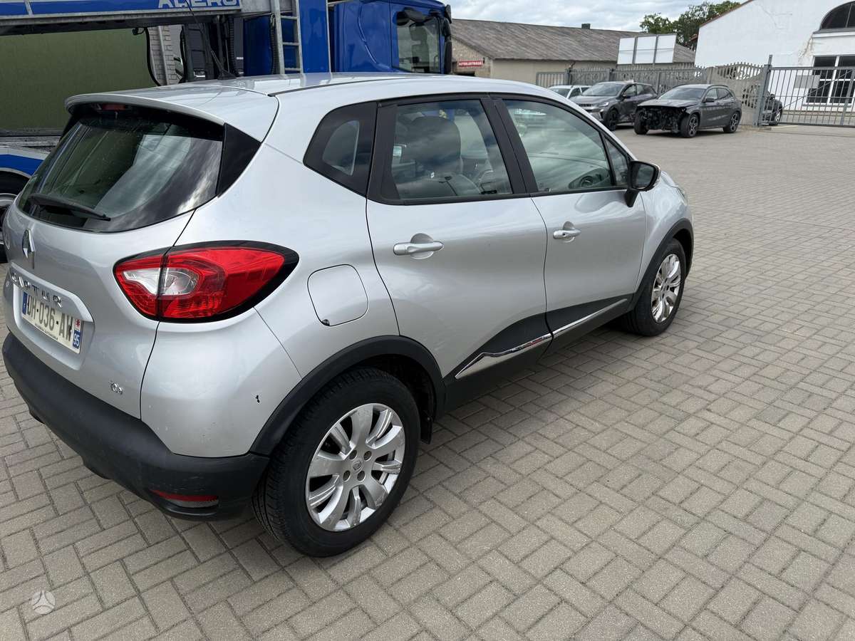 Renault Captur - 5