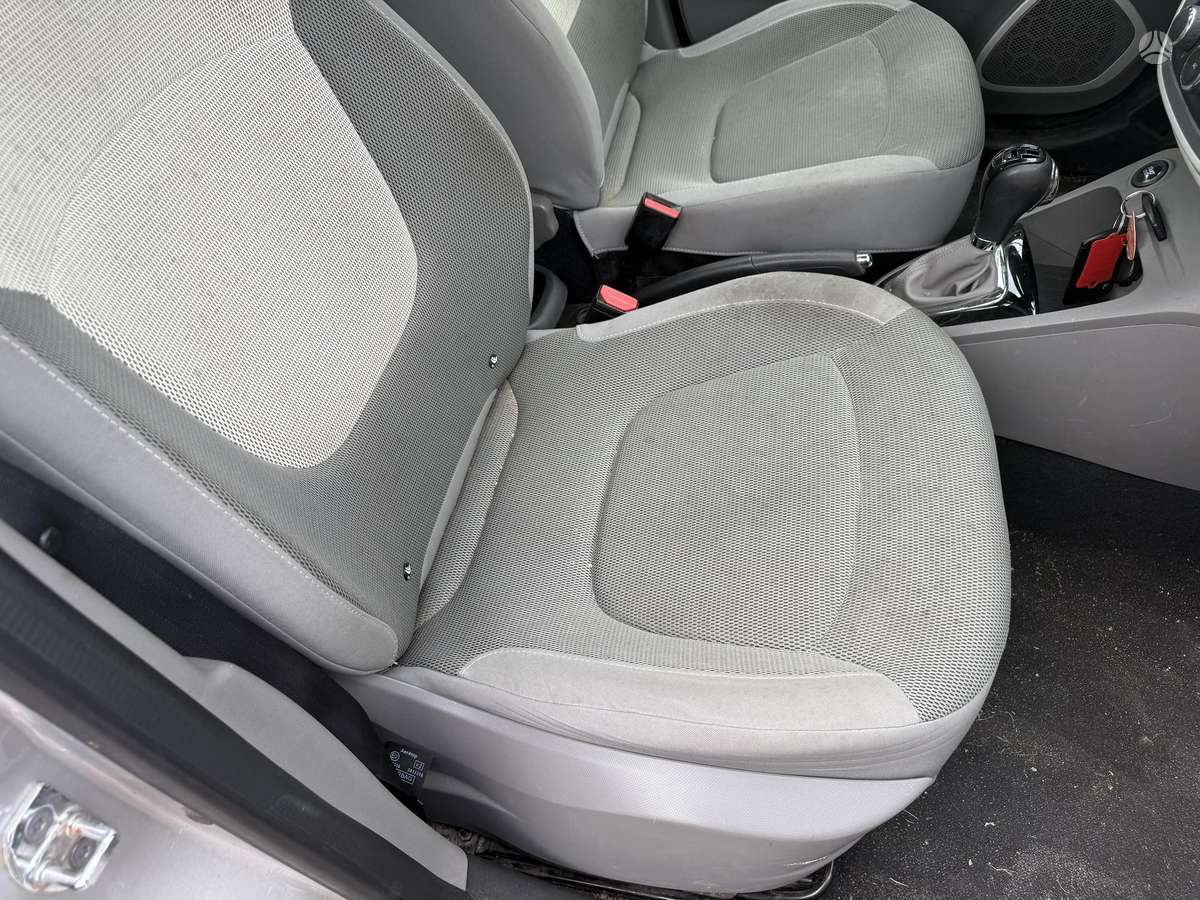 Renault Captur, 1.2 l., Внедорожник / Кроссовер