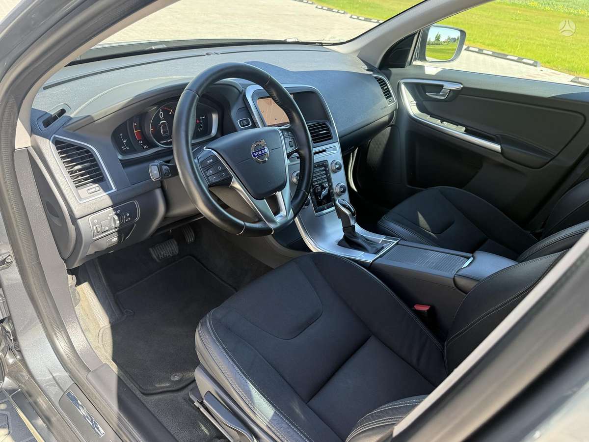 Volvo XC60 - 12