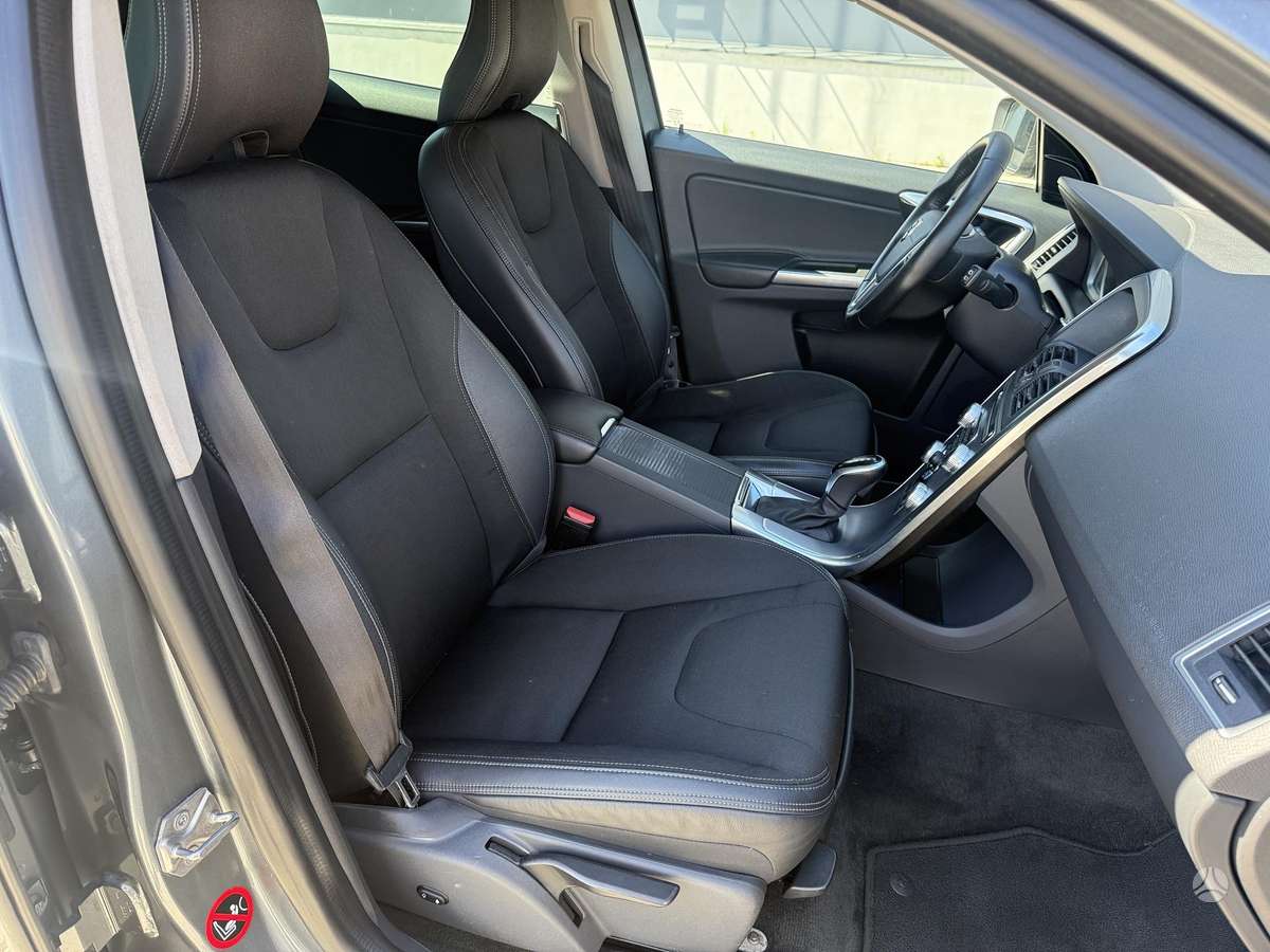 Volvo XC60 - 11