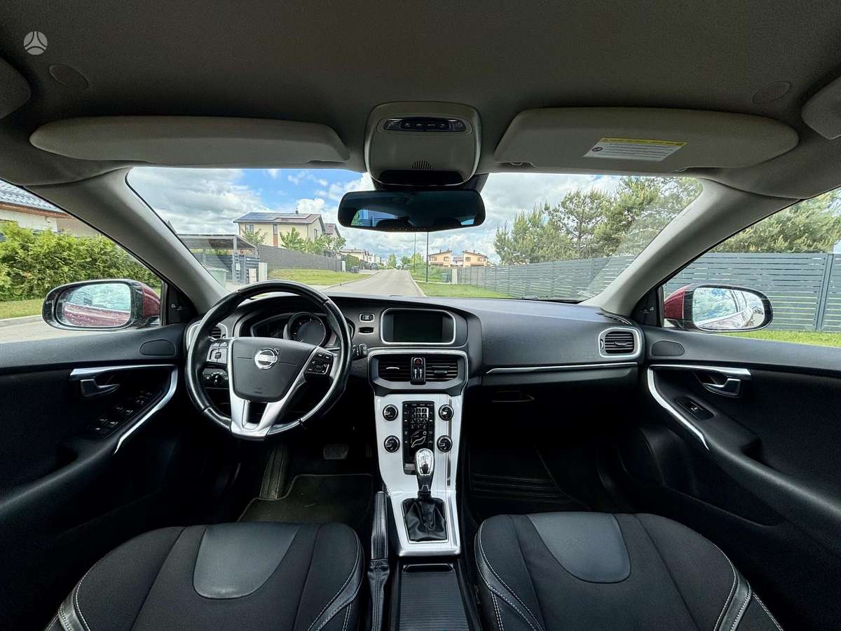 Volvo V40 - 11