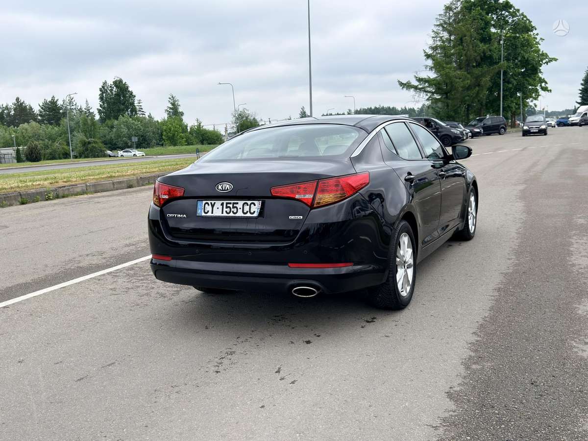 Kia Optima, 1.7 l., Седан