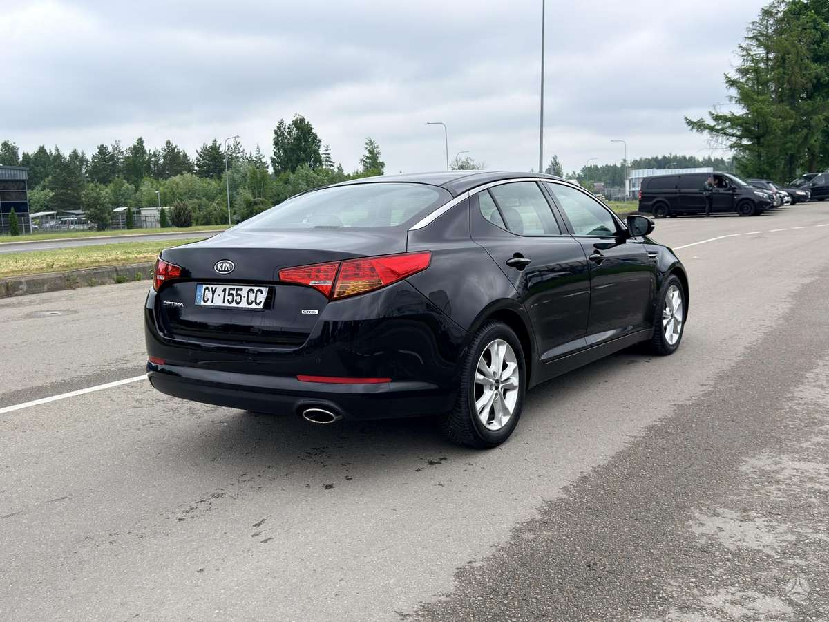 Kia Optima, 1.7 l., Седан
