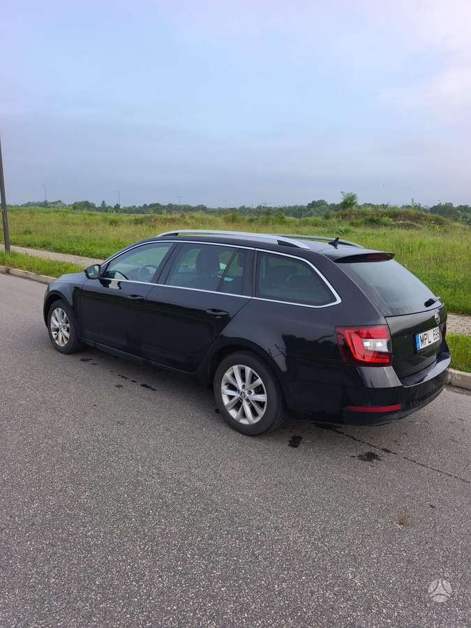 Škoda Octavia - 8