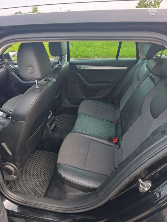 Škoda Octavia - 10