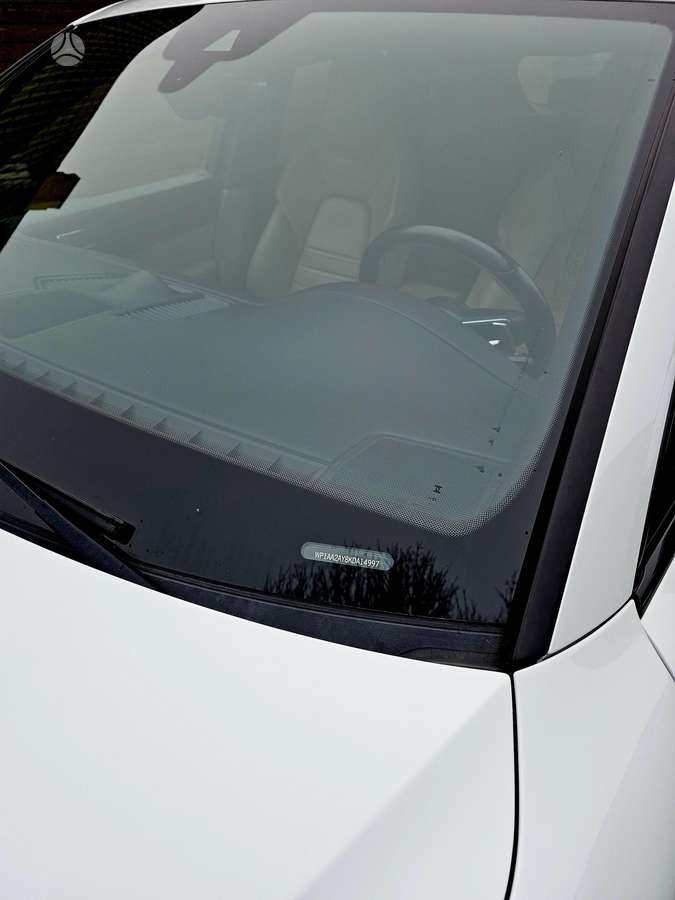 Porsche Cayenne - 9