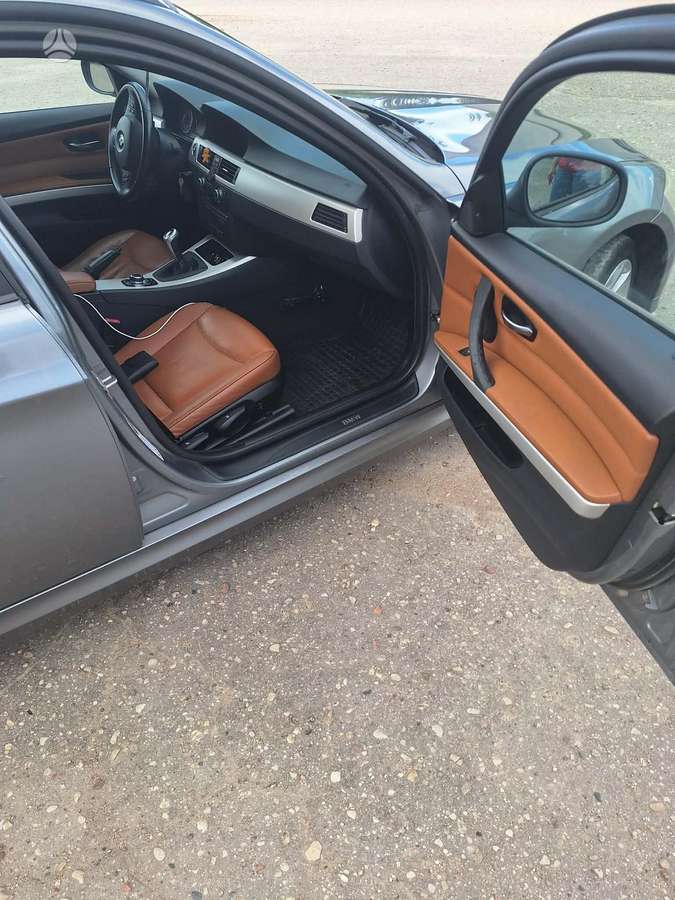 BMW 320, 2.0 l., Универсал