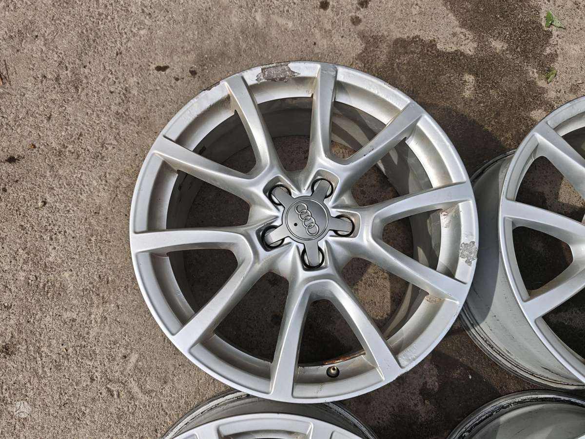 Audi A4, vieglmetāla, R18