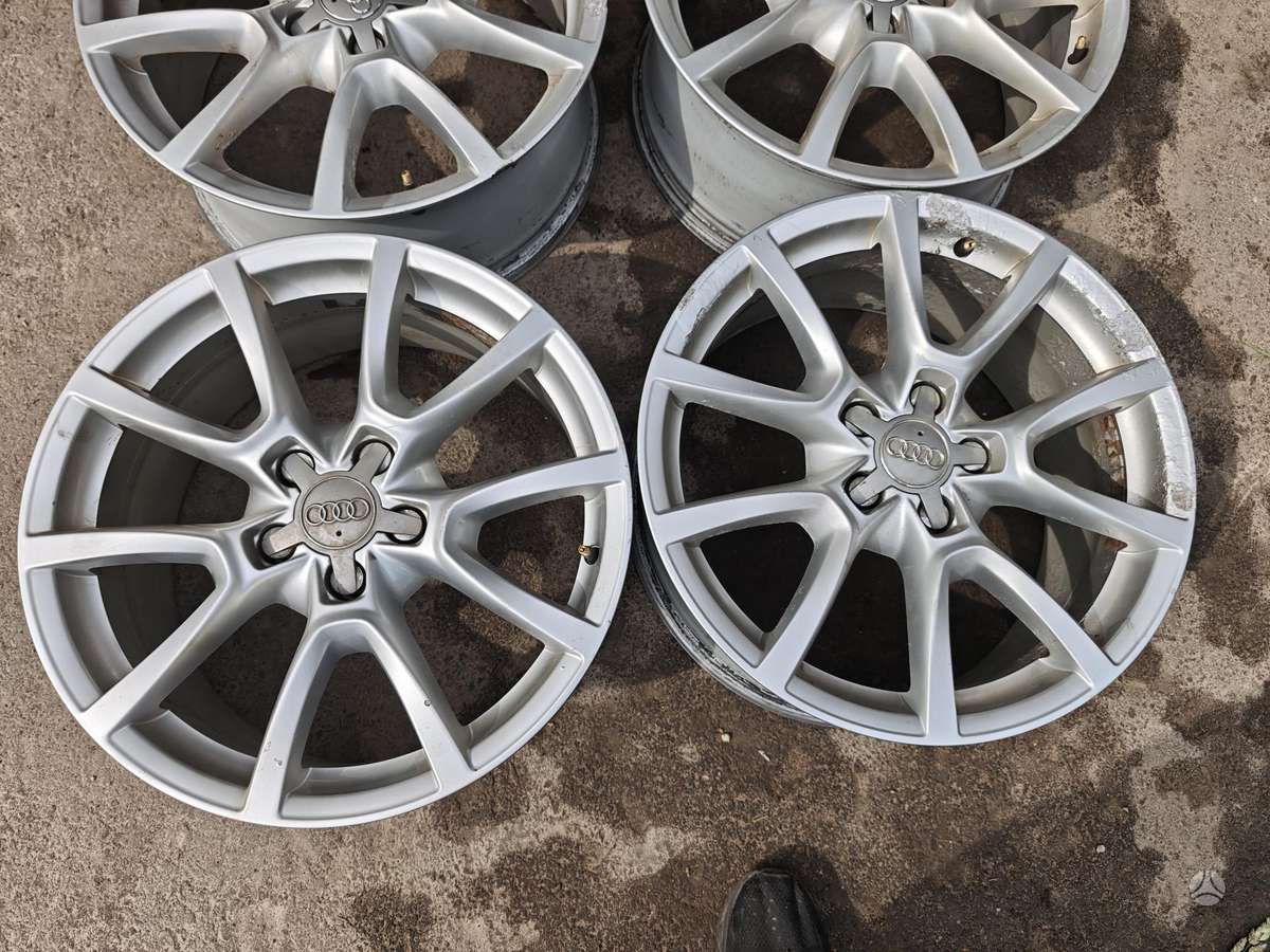 Audi A4, vieglmetāla, R18
